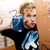 Rusko - List pictures