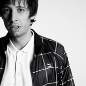 Example - List pictures