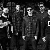 Linea 77 - List pictures