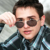 Aaron Kelly - List pictures