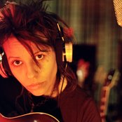 Linda Perry - List pictures