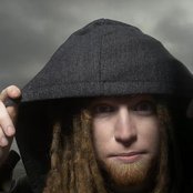 Newton Faulkner - List pictures