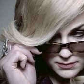 Melody Gardot - List pictures