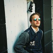 Yung - List pictures