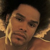 Maxwell - List pictures