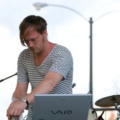 The Field - List pictures