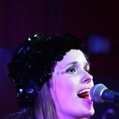 Nini Kinert - List pictures