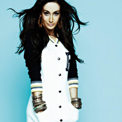 Kenza Farah - List pictures