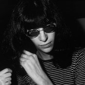 Joey Ramone - List pictures