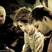 Everything Everything - List pictures