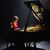 Angela Hewitt - List pictures