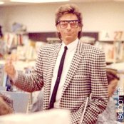 Barry Manilow - List pictures