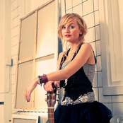 Anna Bergendahl - List pictures