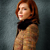 Holly Brook - List pictures