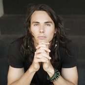 Ben Jelen - List pictures