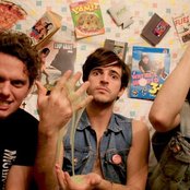 Mean Jeans - List pictures