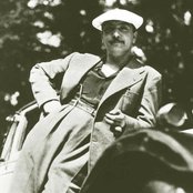 Django Reinhardt - List pictures