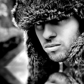 Alex Mica - List pictures