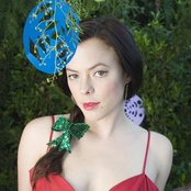 Lenka - List pictures