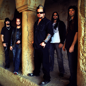 Saliva - List pictures