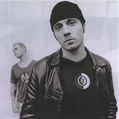 De Vision - List pictures