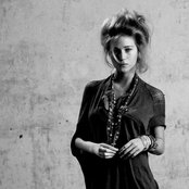 Selah Sue - List pictures