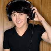 Mitchel Musso - List pictures