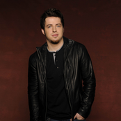 Lee Dewyze - List pictures