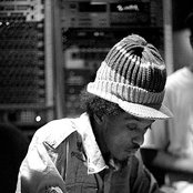 K'naan - List pictures