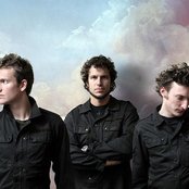 Fiction Plane - List pictures