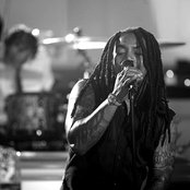 Sevendust - List pictures
