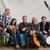 Laurie Lewis & The Right Hands - List pictures