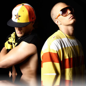 Nik & Jay - List pictures