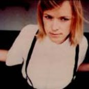 Mary Karlzen - List pictures