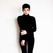 Melanie De Biasio - List pictures