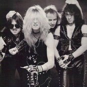 Razor - List pictures