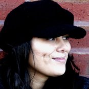 Anika Moa - List pictures