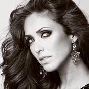 Anahi - List pictures