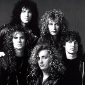 Alias - List pictures