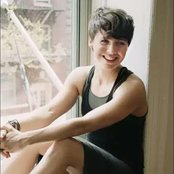 Sarah Neufeld - List pictures