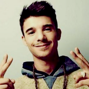 Moreno - List pictures