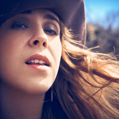 Serena Ryder - List pictures
