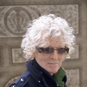 Ian Hunter - List pictures