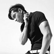 David Hernandez - List pictures