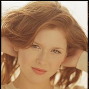 Renee Olstead - List pictures