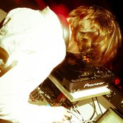 Madeon - List pictures