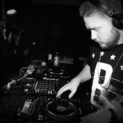 Julio Bashmore - List pictures