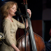 Nicki Parrott - List pictures