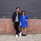 Oh Wonder - List pictures