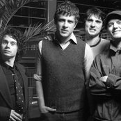 Pela - List pictures